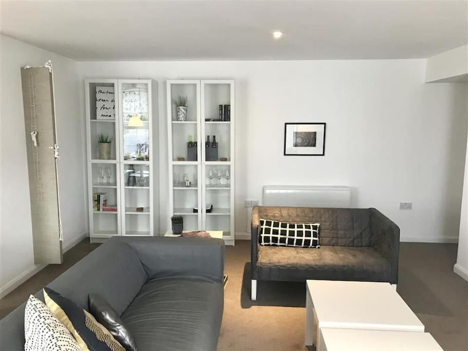 No 1 Town Apartment Сидмут Екстериор снимка