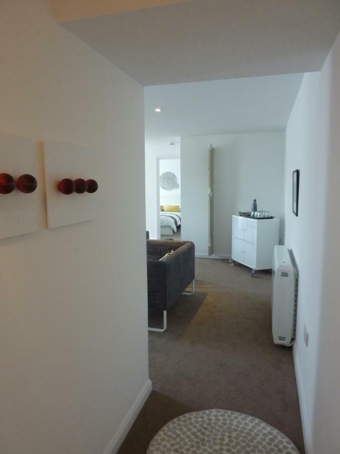 No 1 Town Apartment Сидмут Екстериор снимка