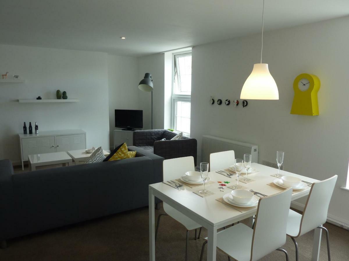No 1 Town Apartment Сидмут Екстериор снимка