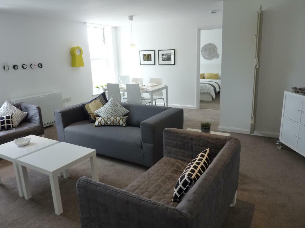 No 1 Town Apartment Сидмут Екстериор снимка