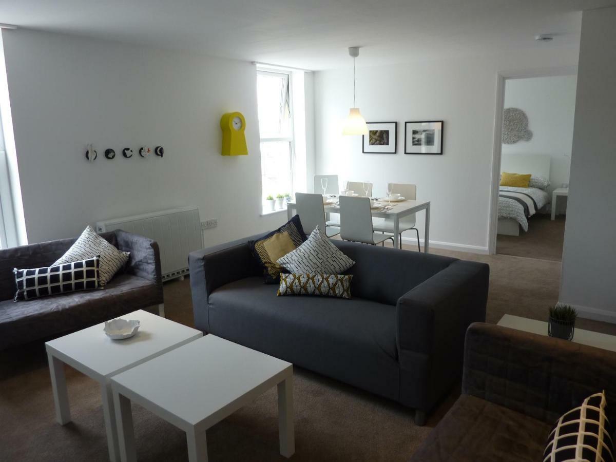 No 1 Town Apartment Сидмут Екстериор снимка