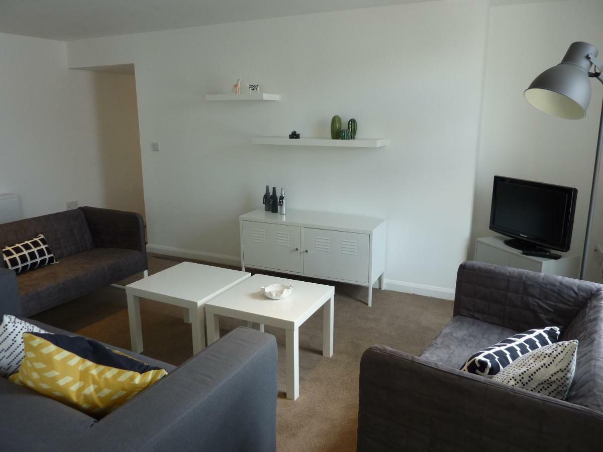 No 1 Town Apartment Сидмут Екстериор снимка